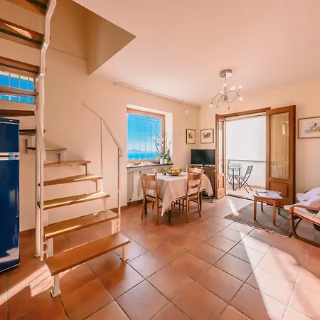 Casa Lacco Дом отдыха Равелло